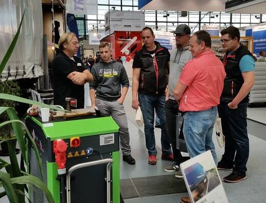 Read more about the article V4 auf der NUFAM Karlsruhe